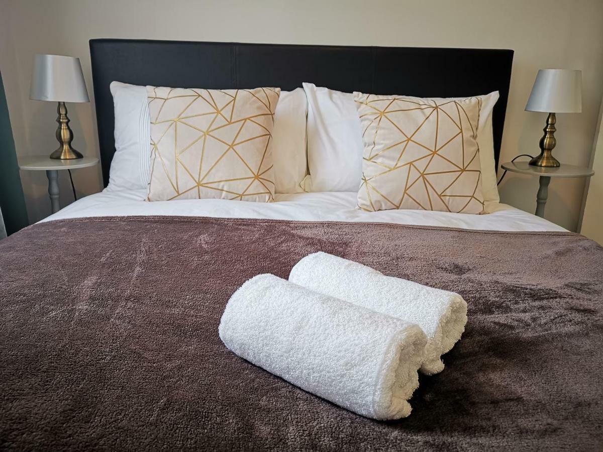 Serviced Apartment /Excel/ Olympic City/ O2 Arena ลอนดอน ภายนอก รูปภาพ