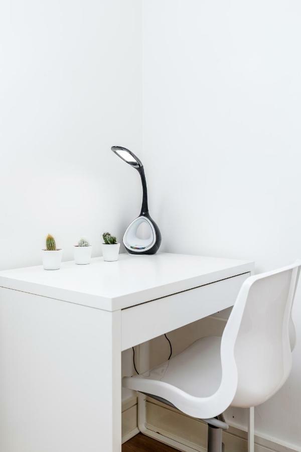 Serviced Apartment /Excel/ Olympic City/ O2 Arena ลอนดอน ภายนอก รูปภาพ