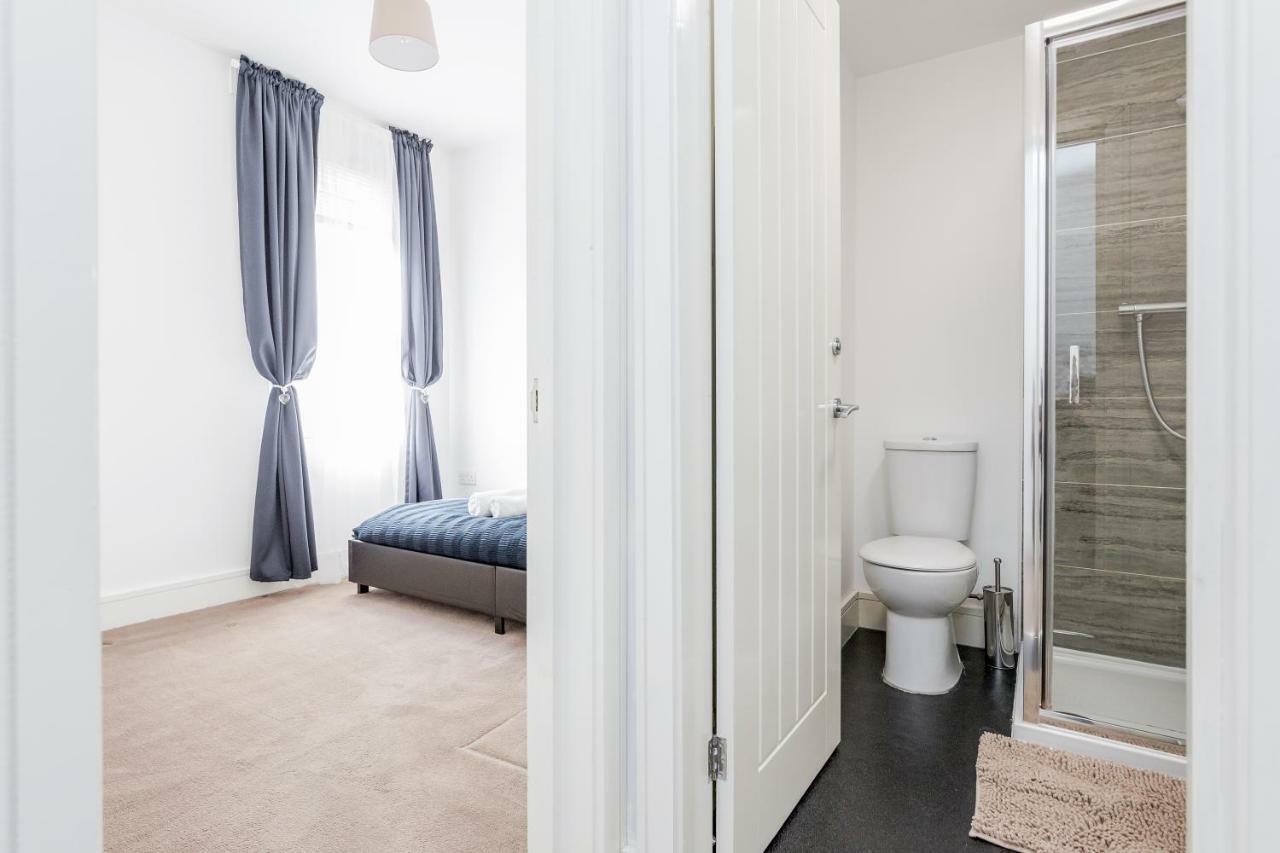 Serviced Apartment /Excel/ Olympic City/ O2 Arena ลอนดอน ภายนอก รูปภาพ