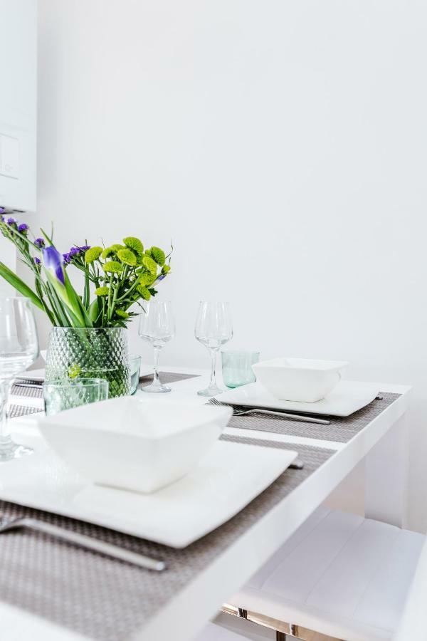 Serviced Apartment /Excel/ Olympic City/ O2 Arena ลอนดอน ภายนอก รูปภาพ