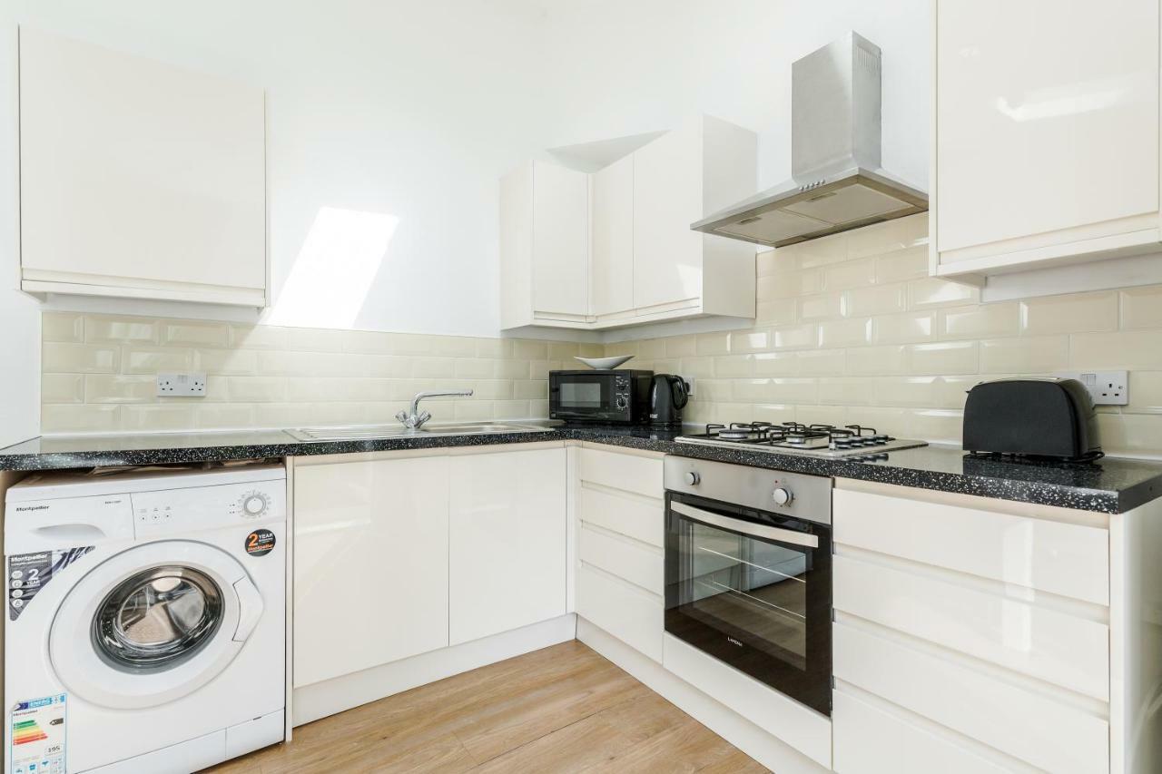 Serviced Apartment /Excel/ Olympic City/ O2 Arena ลอนดอน ภายนอก รูปภาพ